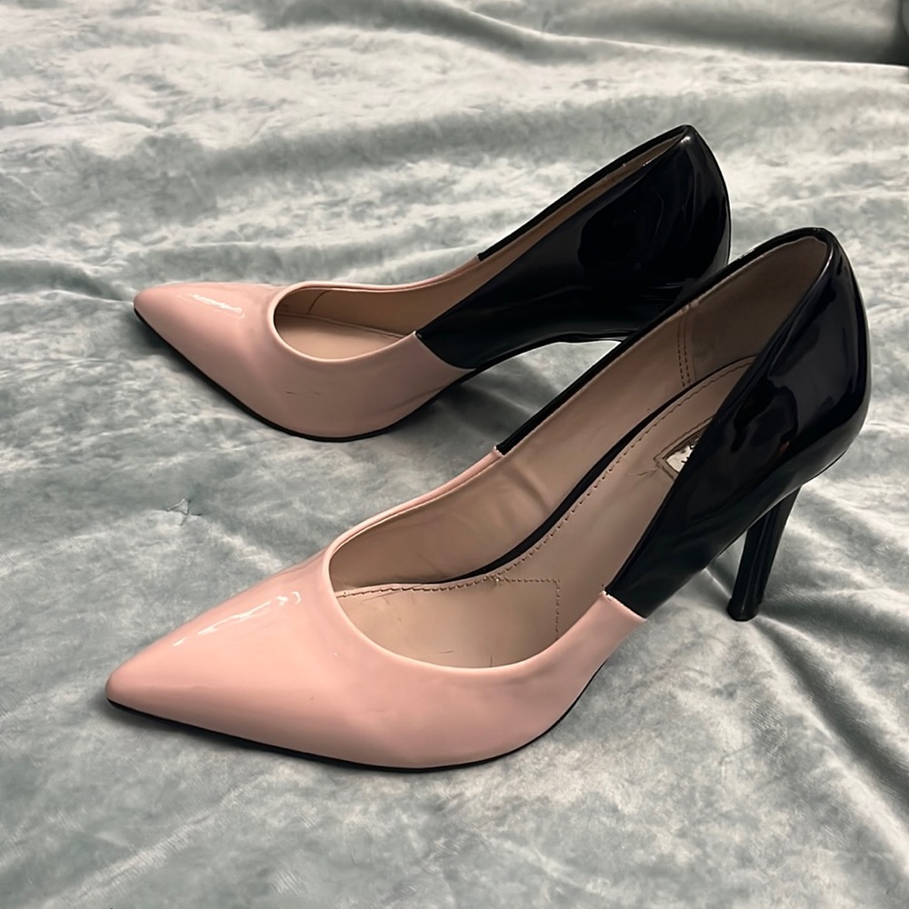 Jennifer Lopez Pumps